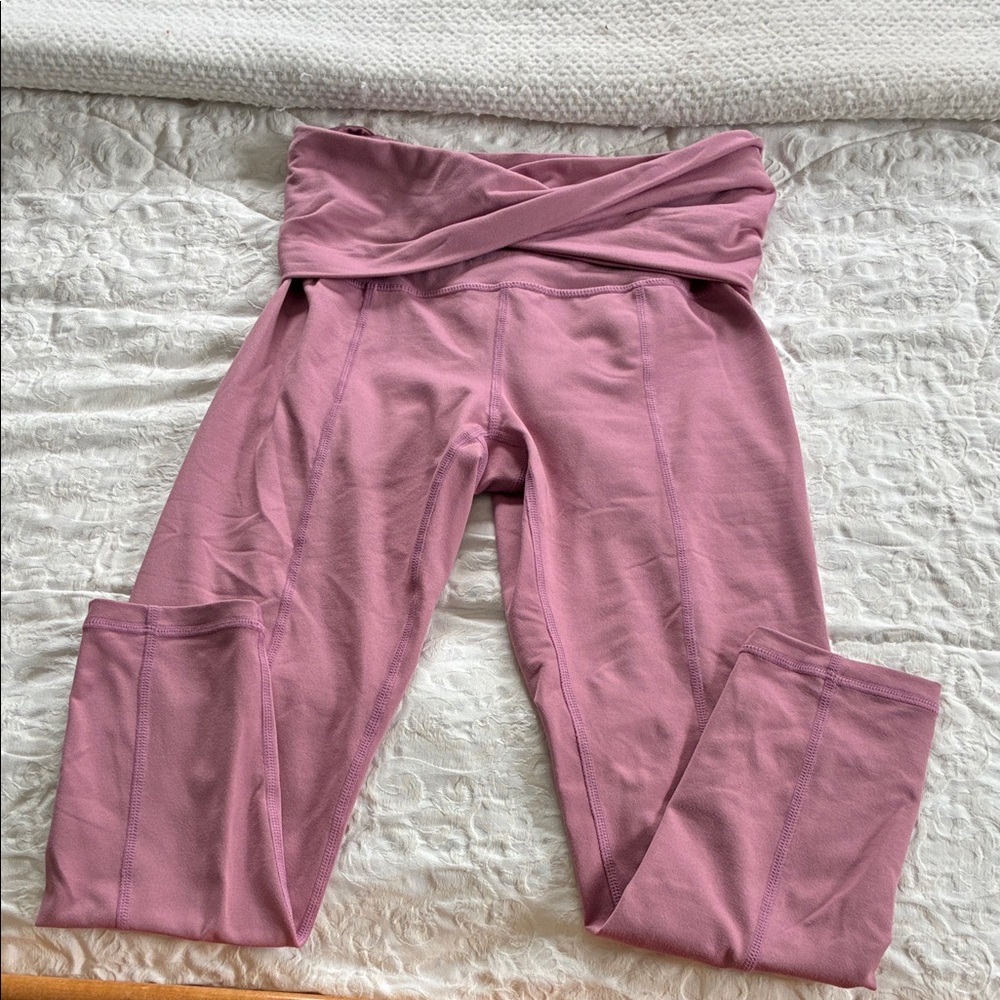 FP Movement by Free People Mauve cross  Waist Capris